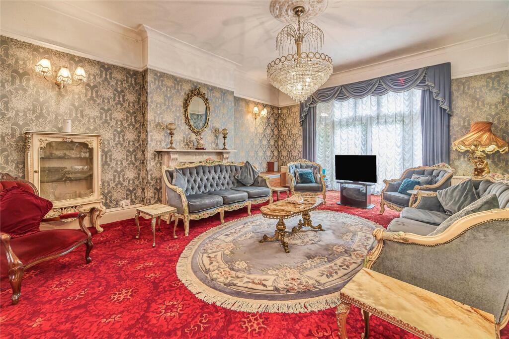 House in London - View 5