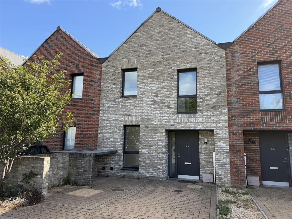 Main image of property: Northview Avenue, Tilbury