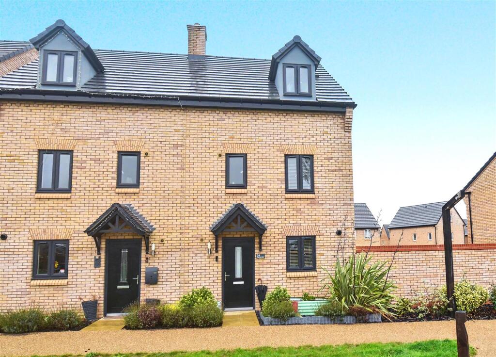 Main image of property: NN17, Horsetail Walk, Corby