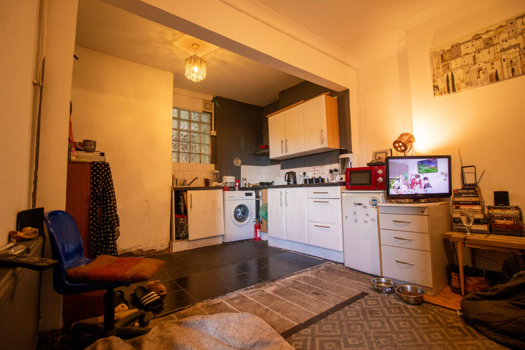 North Hill Road, Mount Pleasant, Swansea photo 4