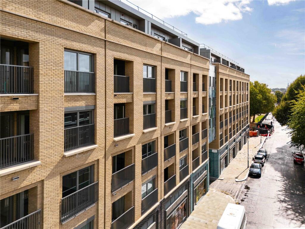 The Auria, 1 Murchison Gardens, London, W10 photo 4