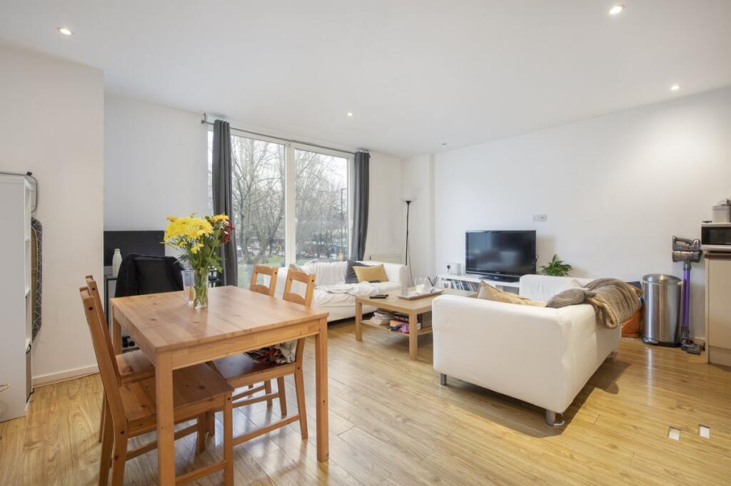 Main image of property: 362, Brixton