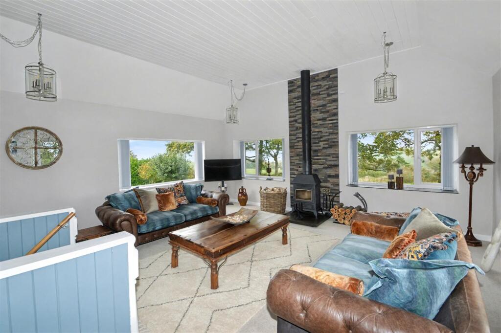House in Exeter, Whitstone - View 5