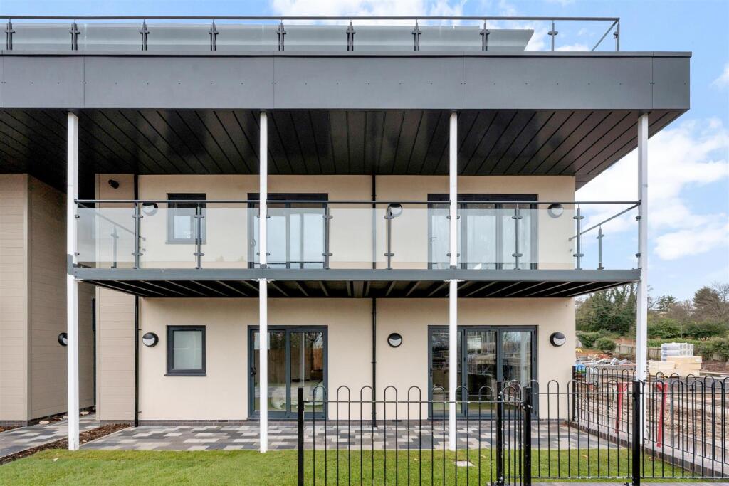 Main image of property: Baxter Green, Bramcote, Nottingham