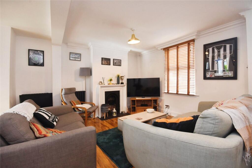 Main image of property: Springfield Road, Chelmsford, Essex, CM2