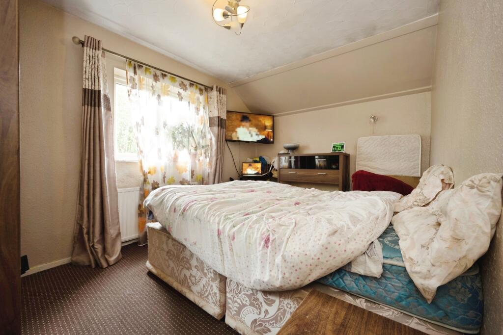 Apartment in Milton Keynes, Bedford - View 5