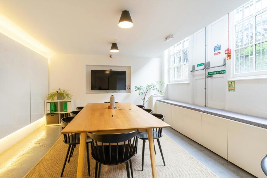 5-Durham-Yard-Unit-6-E2-Bethnal-Green-London-Fields-Office-Studio-To-Let-Internal4-Dominion.London.jpg