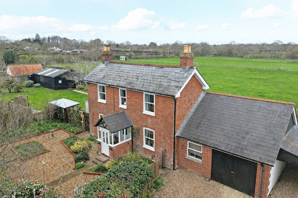 Main image of property: Marlpit Lane, New Milton, BH25