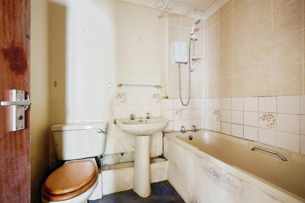 Additional image 8 of Eastland Road, Yeovil