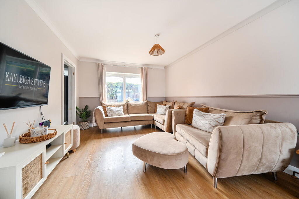 House in Rochester - View 4