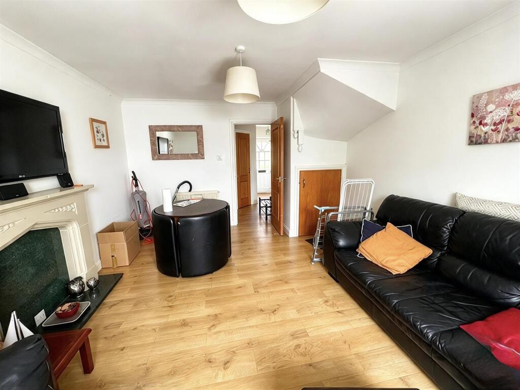 House in Exeter - View 4