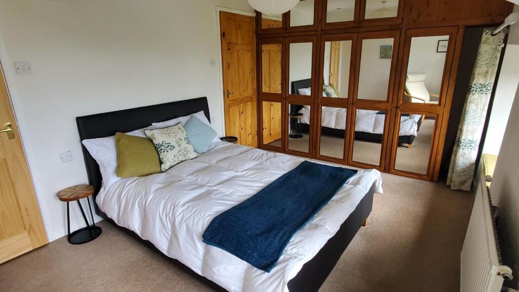 House in Llandudno, Llanelltyd - More