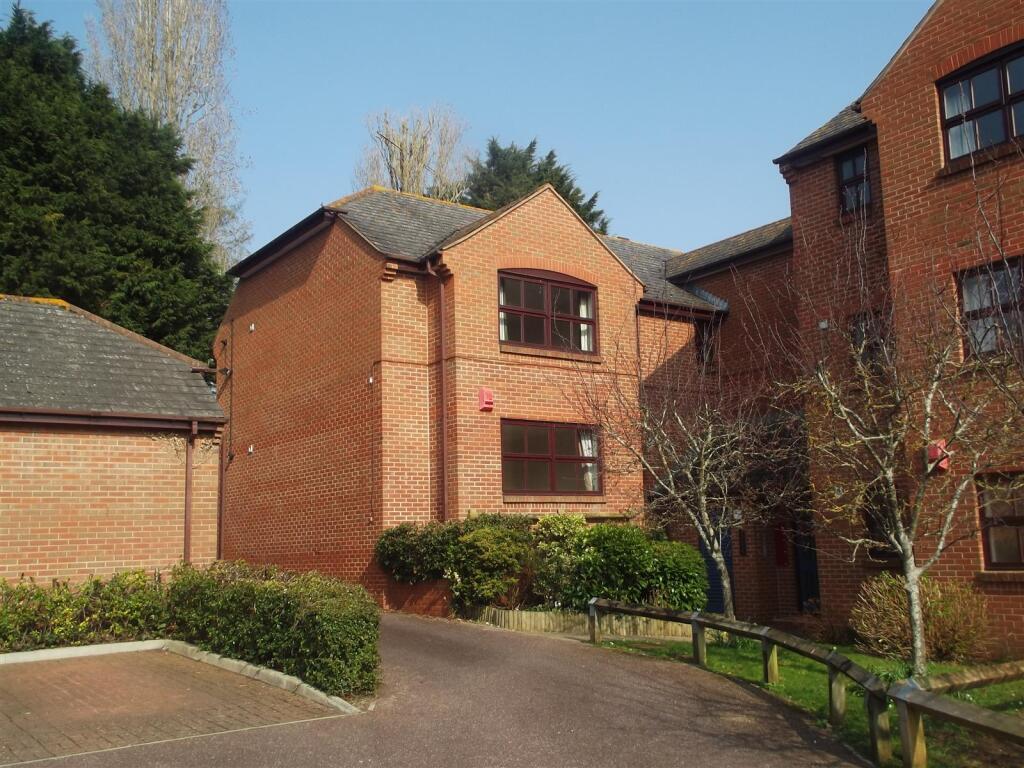 Property photo 8