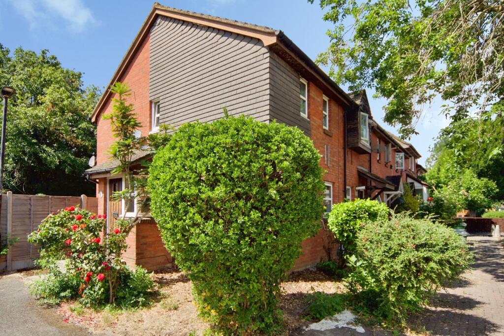 Main image of property: Canterbury Close, Beckton, London, E6