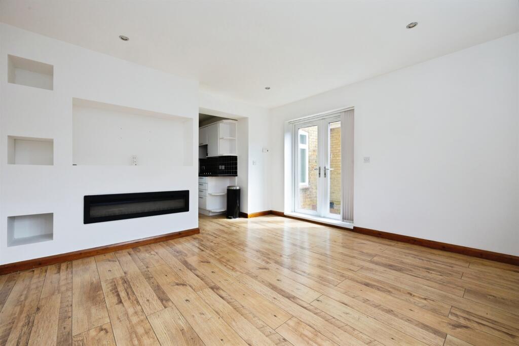 Apartment in Tonbridge - View 4