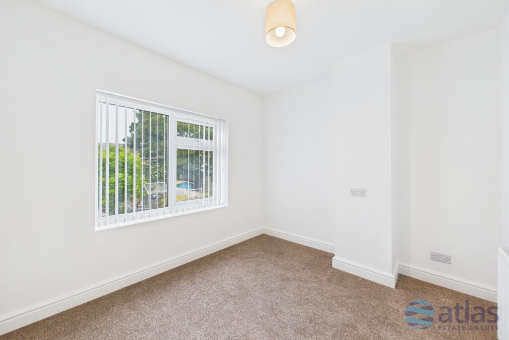 3 bedroom semi-detached house for rent