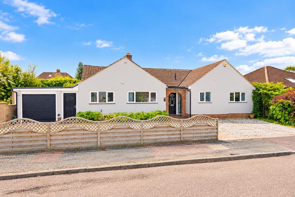 3-bed detached on Tile Kiln Close, Hemel Hempstead, Hertfordshire, HP3, £785,000