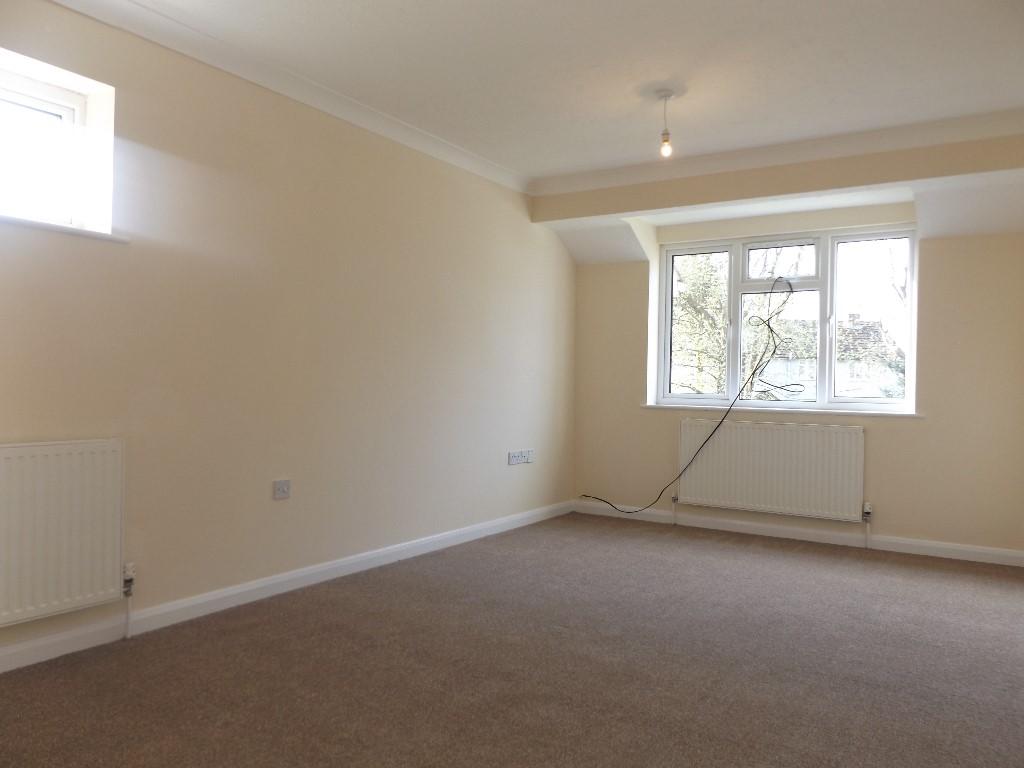 Apartment in Guildford - View 3