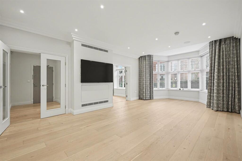 Main image of property: Kidderpore Avenue, Hampstead, London, NW3