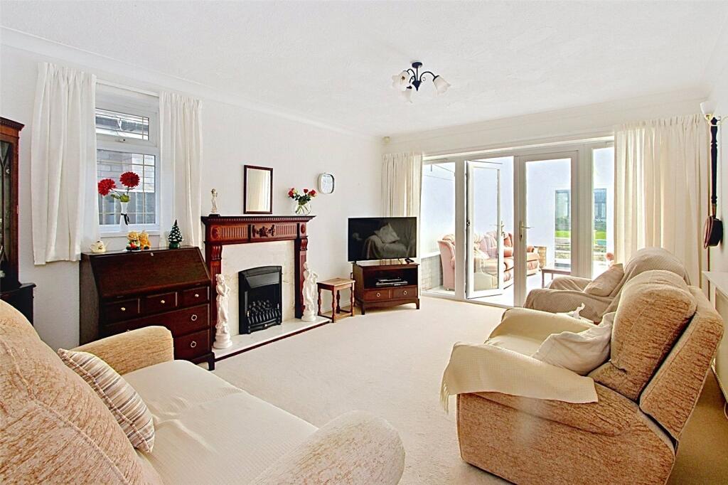 Shannon Road, Stafford, Staffordshire, ST17 photo 3