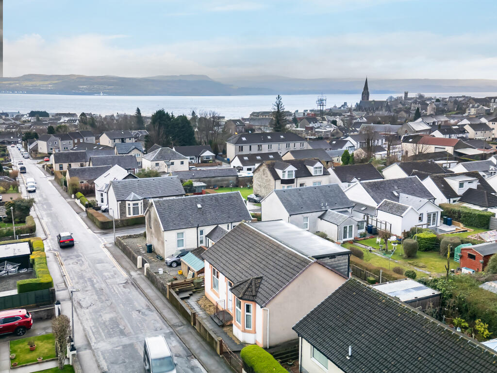 35 McArthur Street, Dunoon, Argyll and Bute, PA23 photo 2