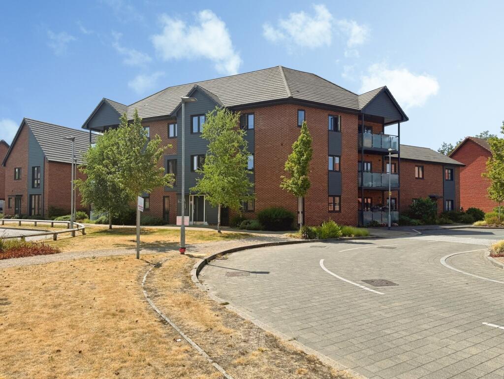 Main image of property: Hawthorn Drive, Crowthorne, Berkshire
