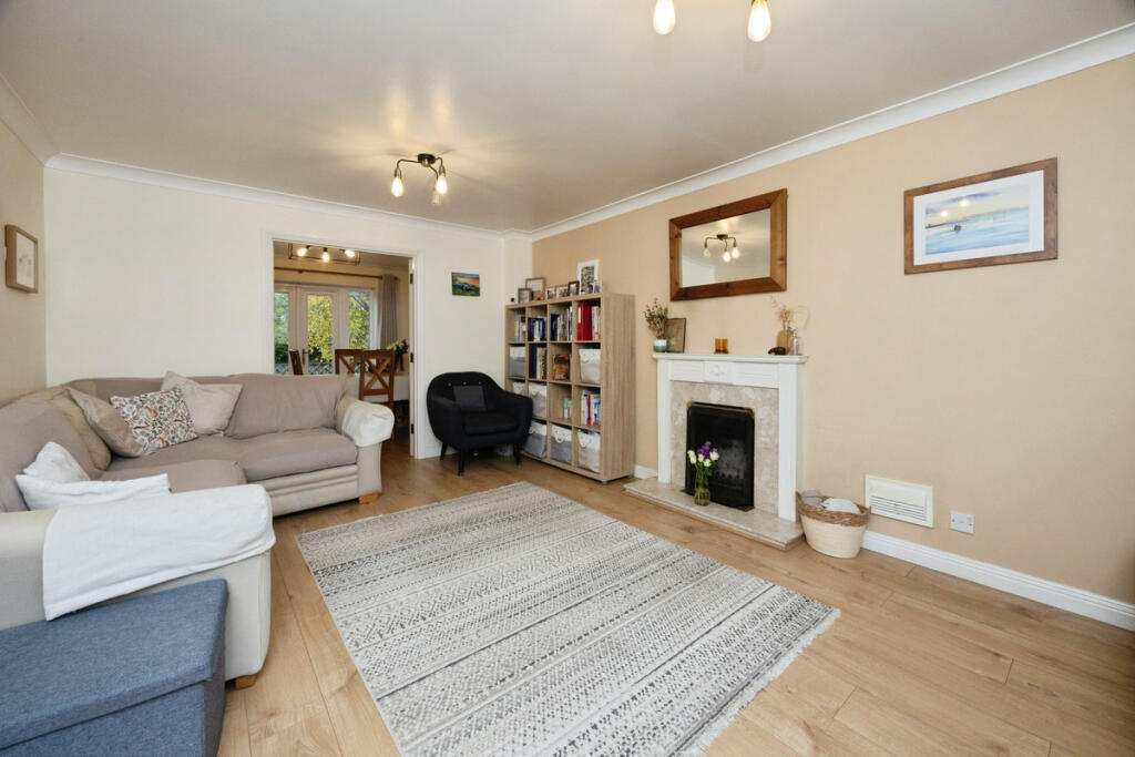 House in Tonbridge - View 4