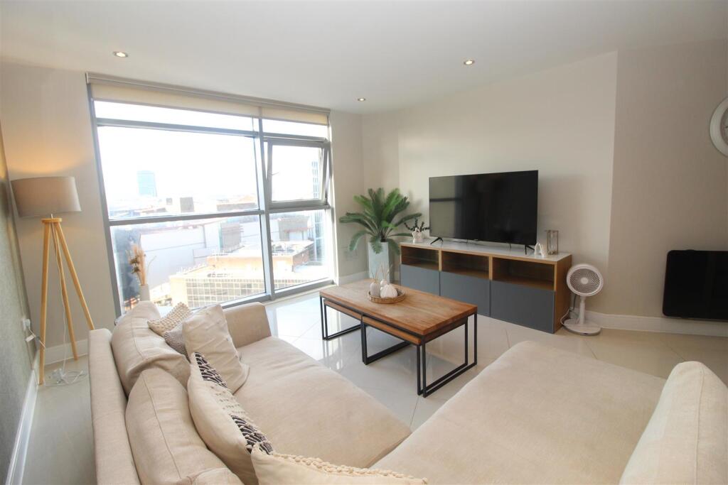 Main image of property: Altolusso, Bute Terrace, Cardiff, CF10 2FH