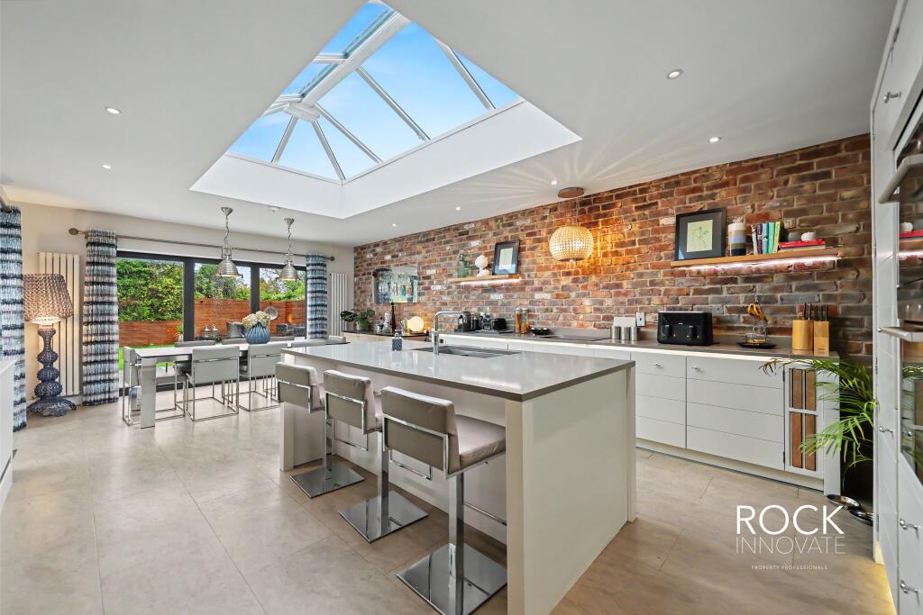 Blue Lake Road, Dorridge, Solihull photo 5