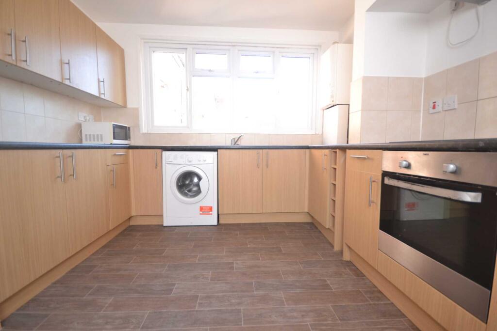 House in Reading, Newtown - View 2