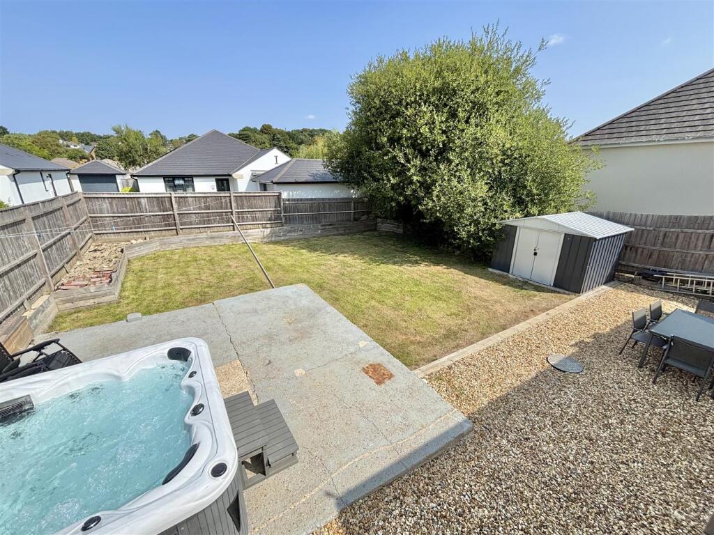 House in Broadstone, Hillbourne - View 2