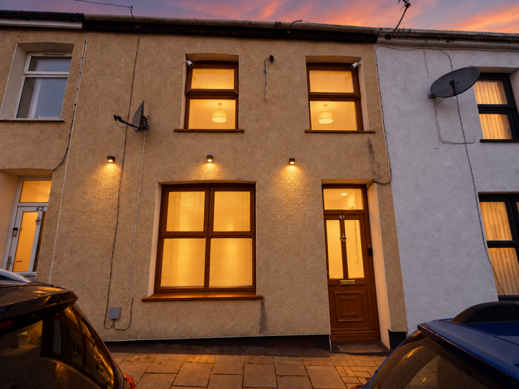 Woodland Road, Tylorstown, Ferndale photo 2
