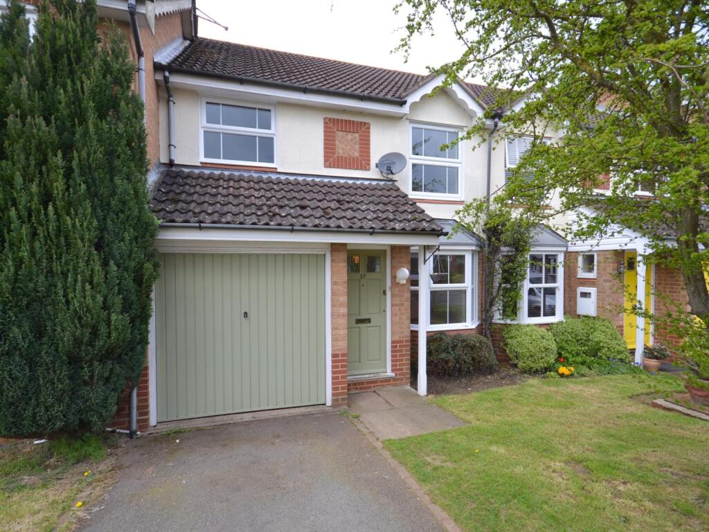 Main image of property: Bressingham Gardens, Northampton, NN4