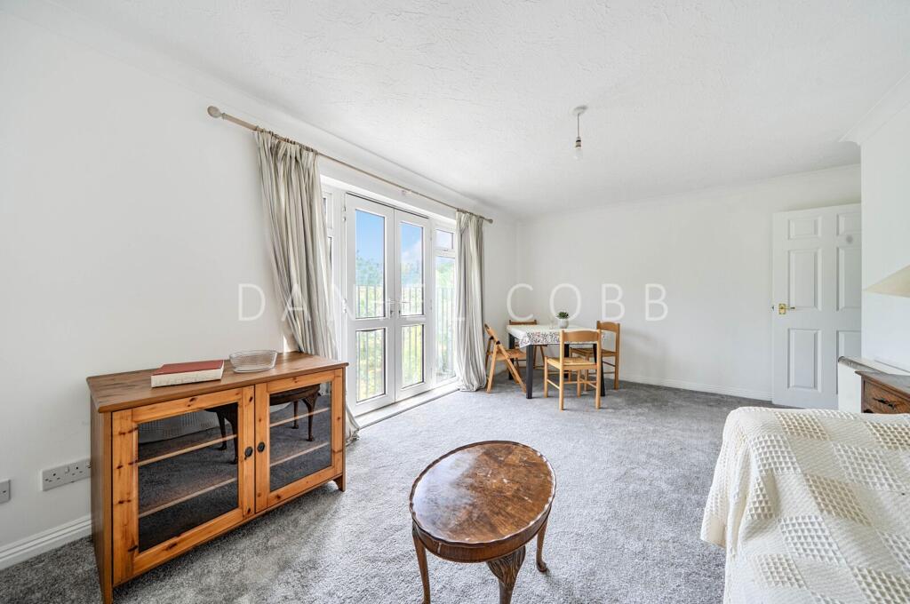 Apartment in London - View 5