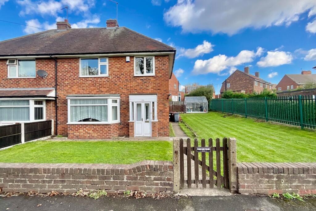 Main image of property: Mansfield Road, Aston, Sheffield, Rotherham, S26 2BR