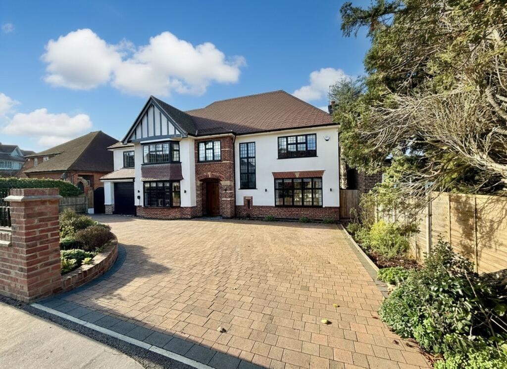 Main image of property: Sandilands, Croydon, CR0