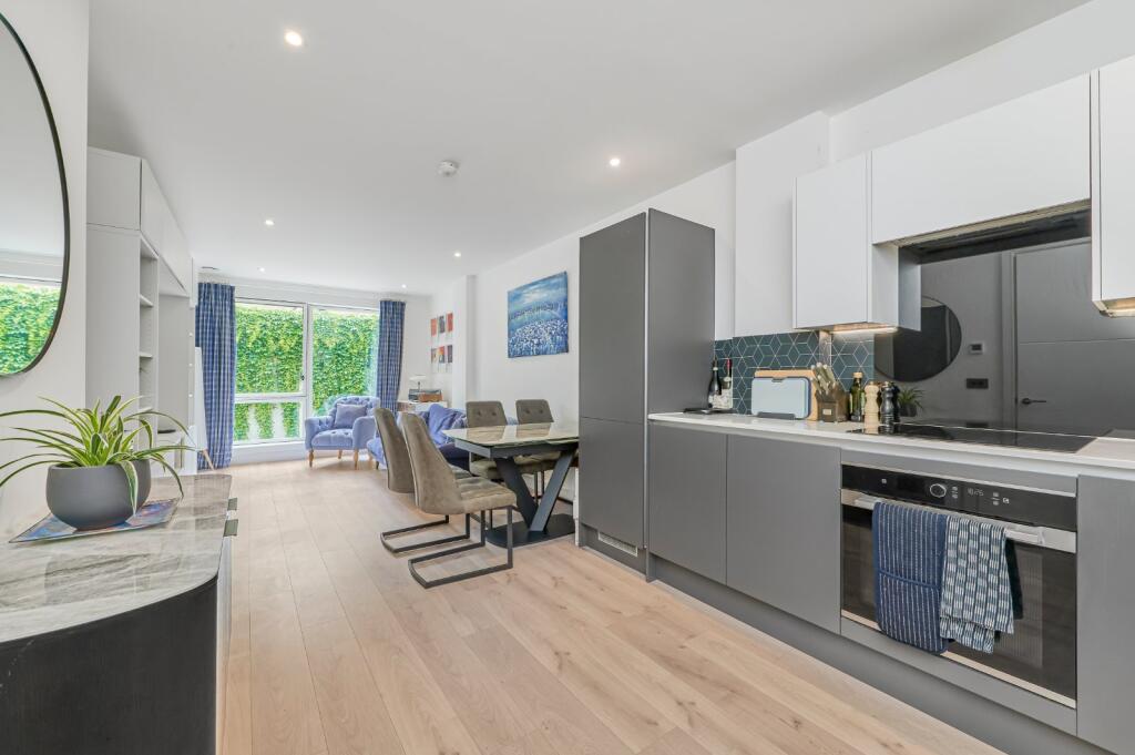 Main image of property: Clapham Road, Clapham, London, SW9