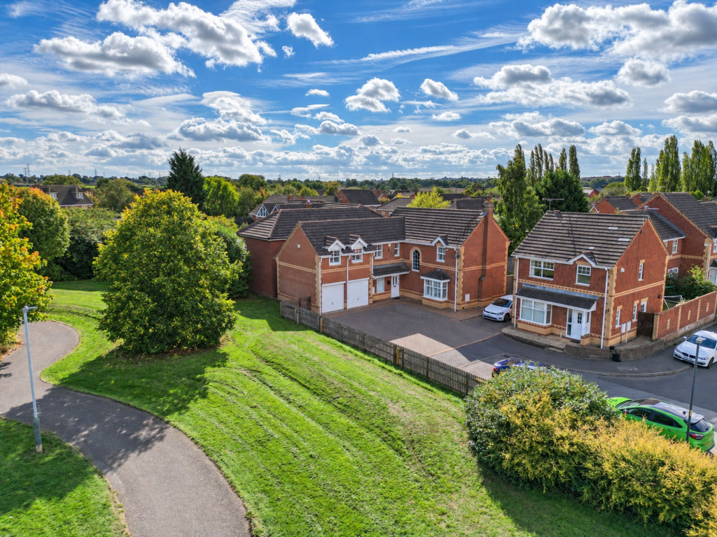 Main image of property: Cliveden Walk, Nuneaton, CV11