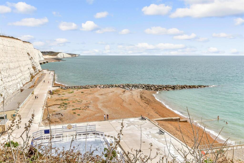 House in Rottingdean, Brighton and Hove - View 3