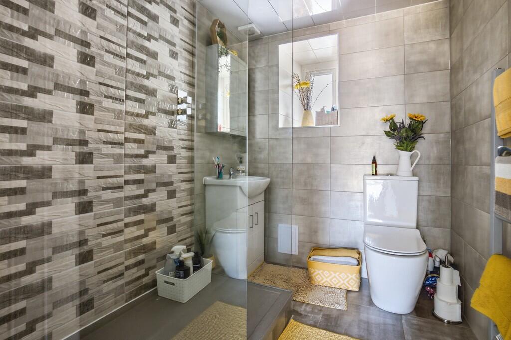 House in Falkirk, Clackmannanshire - View 4