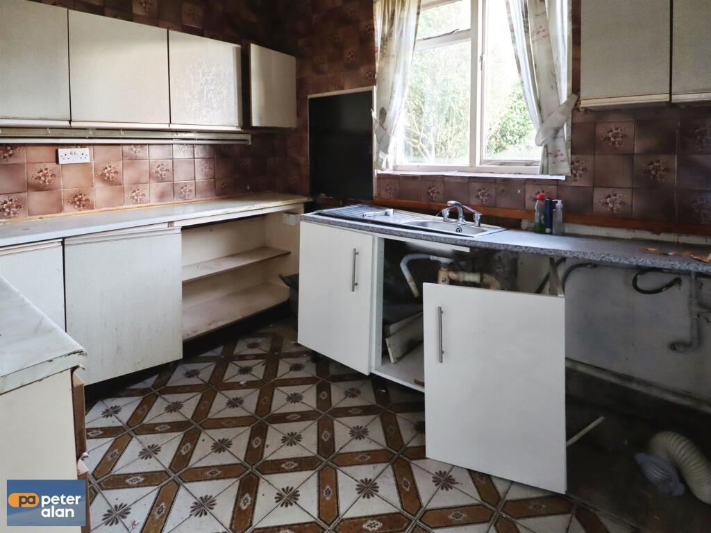 House in Cardiff, Canton - View 3