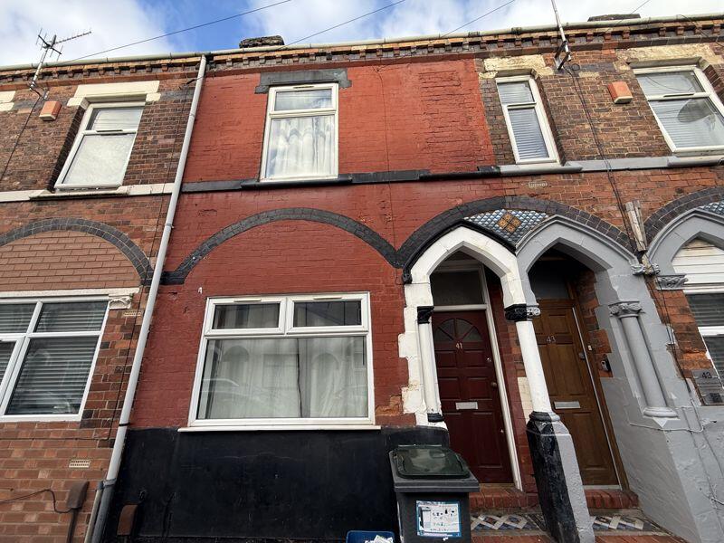 4-bed terraced on Beresford Street, Stoke-On-Trent, £150,000