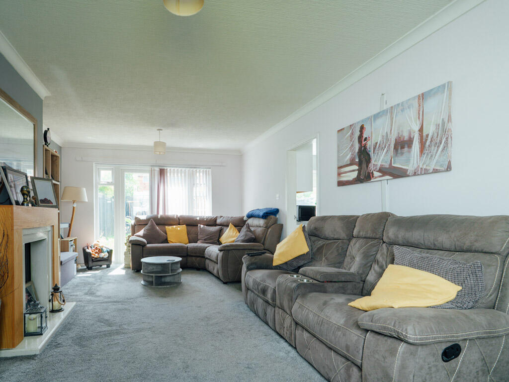 House in Worcester - View 3