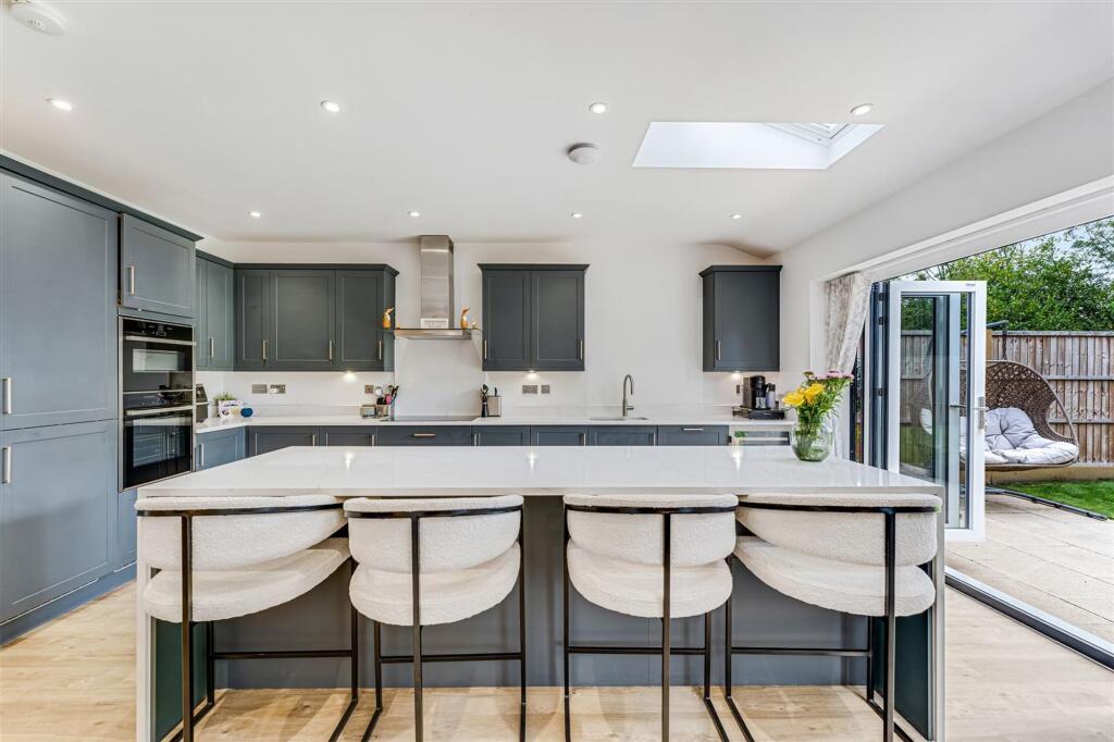 House in Stockport, Nether Alderley - View 4