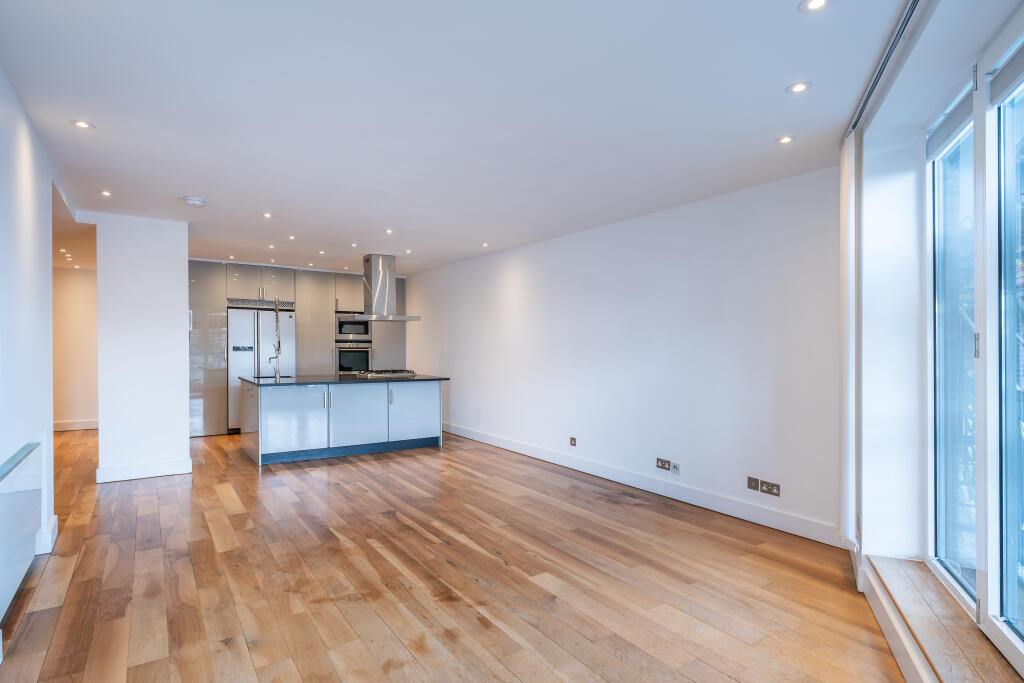Apartment in London - View 5