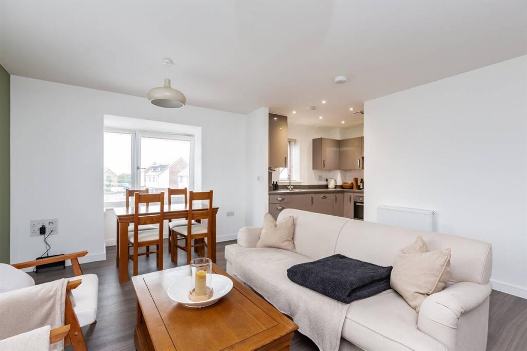 Apartment in Swale, Tylman Place, Faversham - View 2
