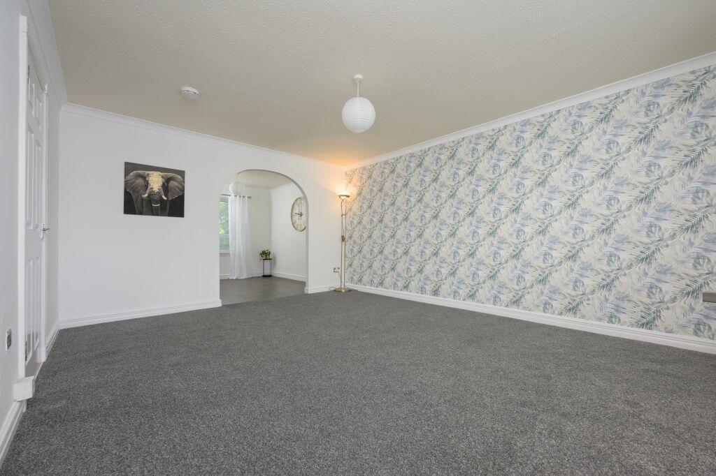 House in Dunfermline, Fife - View 5