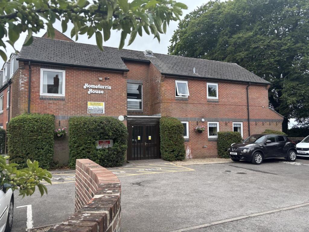 Main image of property: Homefarris House Shaftesbury