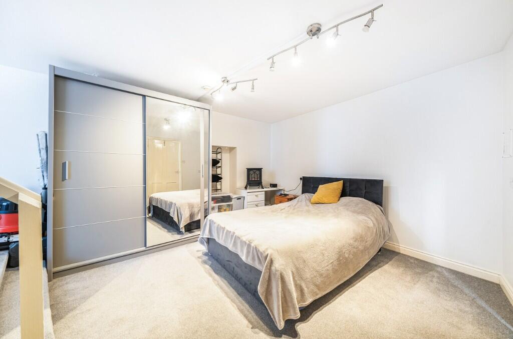 Additional image 7 of Market Place, Wincanton, Somerset, BA9 9LL