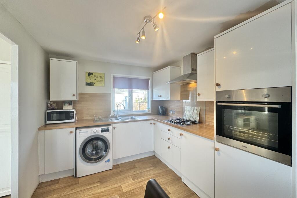 House in Southampton - More